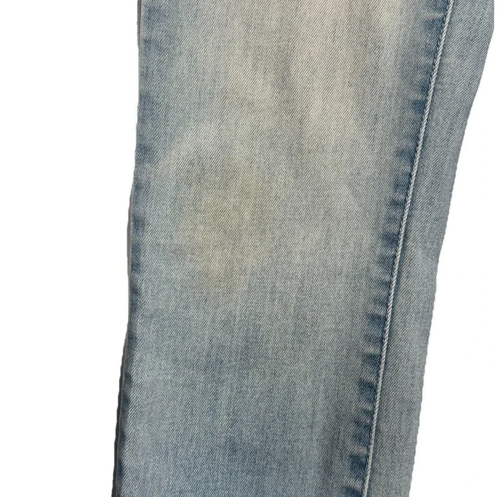 Women's Light Blue Jeans - Picture 6 of 10